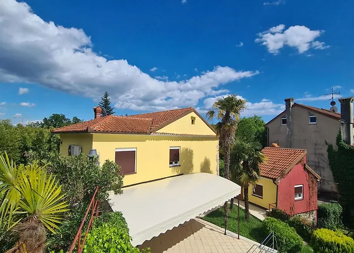 Ella- Traditionelles Mediterranes Steinhaus By Interhome