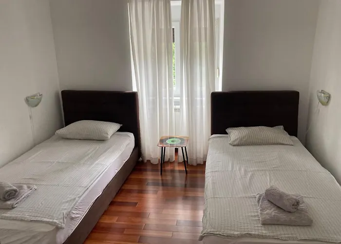 度假居 Ella- Traditionelles Mediterranes Steinhaus By Interhome 奥帕提亚