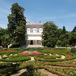 Nyaraló Ella- Traditionelles Mediterranes Steinhaus By Interhome