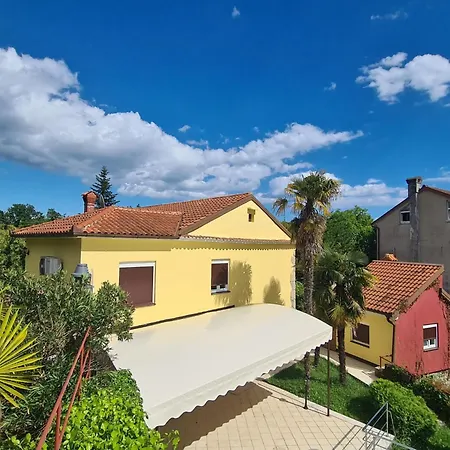 Ella- Traditionelles Mediterranes Steinhaus By Interhome